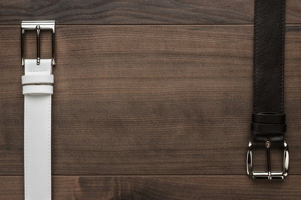 Les ceintures blanches pour homme : style et sophistication